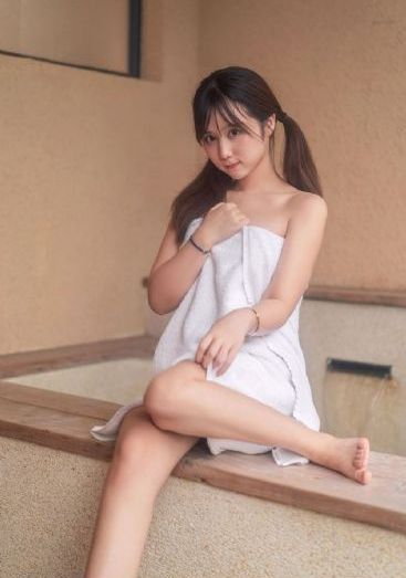 花吃了那女孩